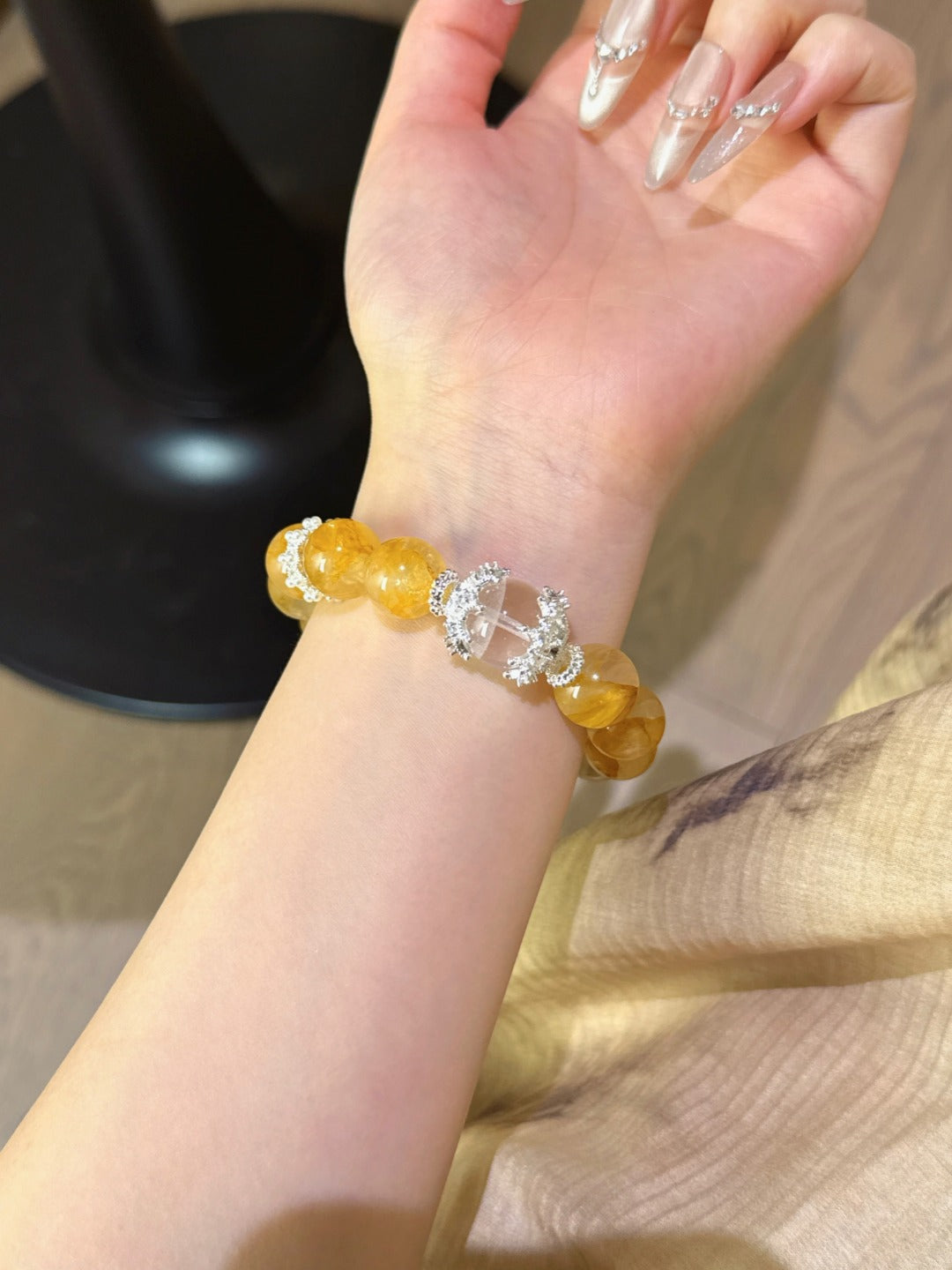 ▫️▪️ Yellow gum flower white crystal bracelet